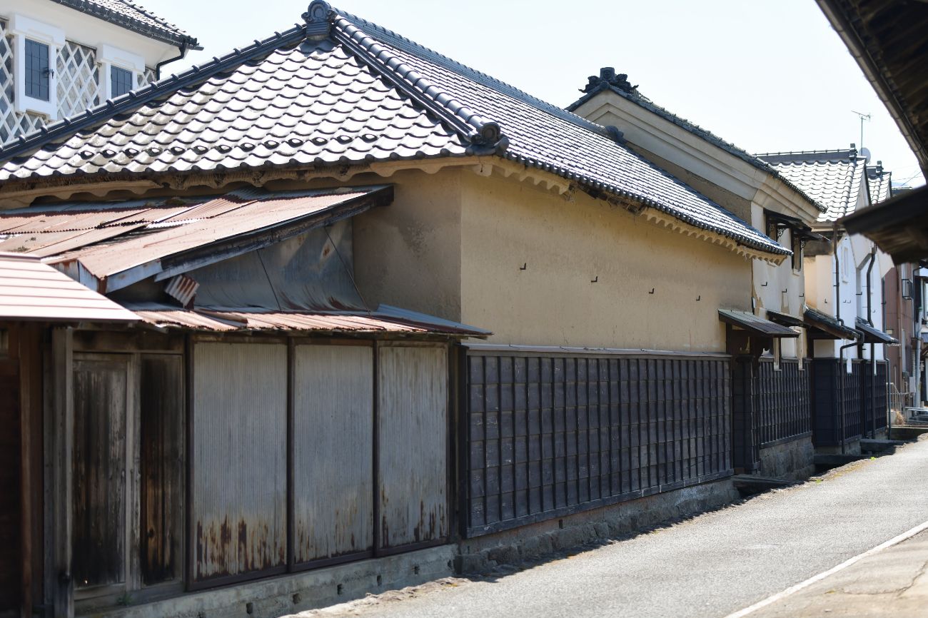 千曲市稲荷山宿・蔵し館｜千曲市