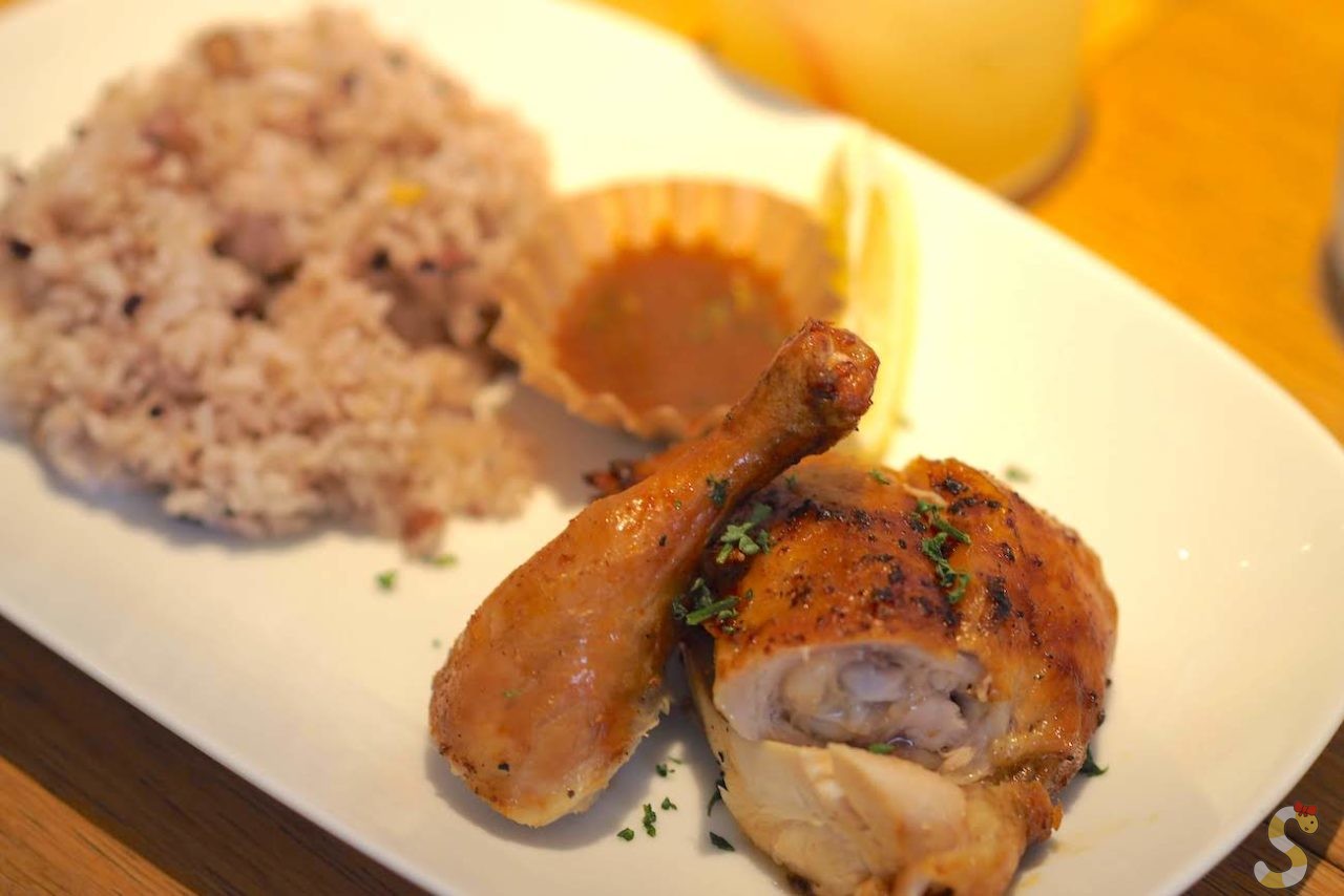 軽井沢のカスターニエローストチキン