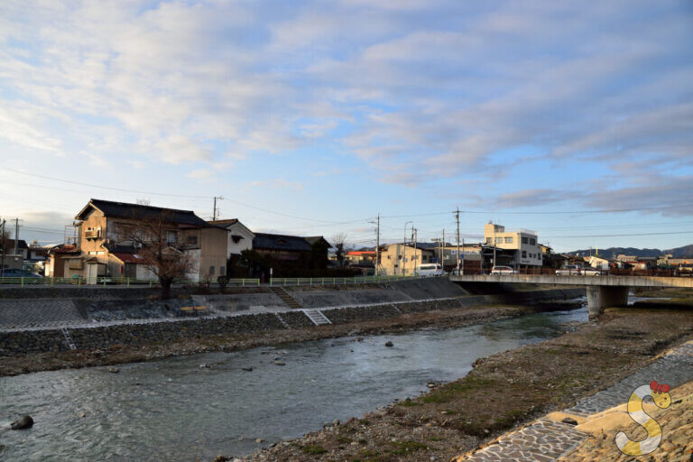 松本市『女鳥羽川（めとばがわ）』を知る〜川名の由来や歴史を地形と文献から考察〜