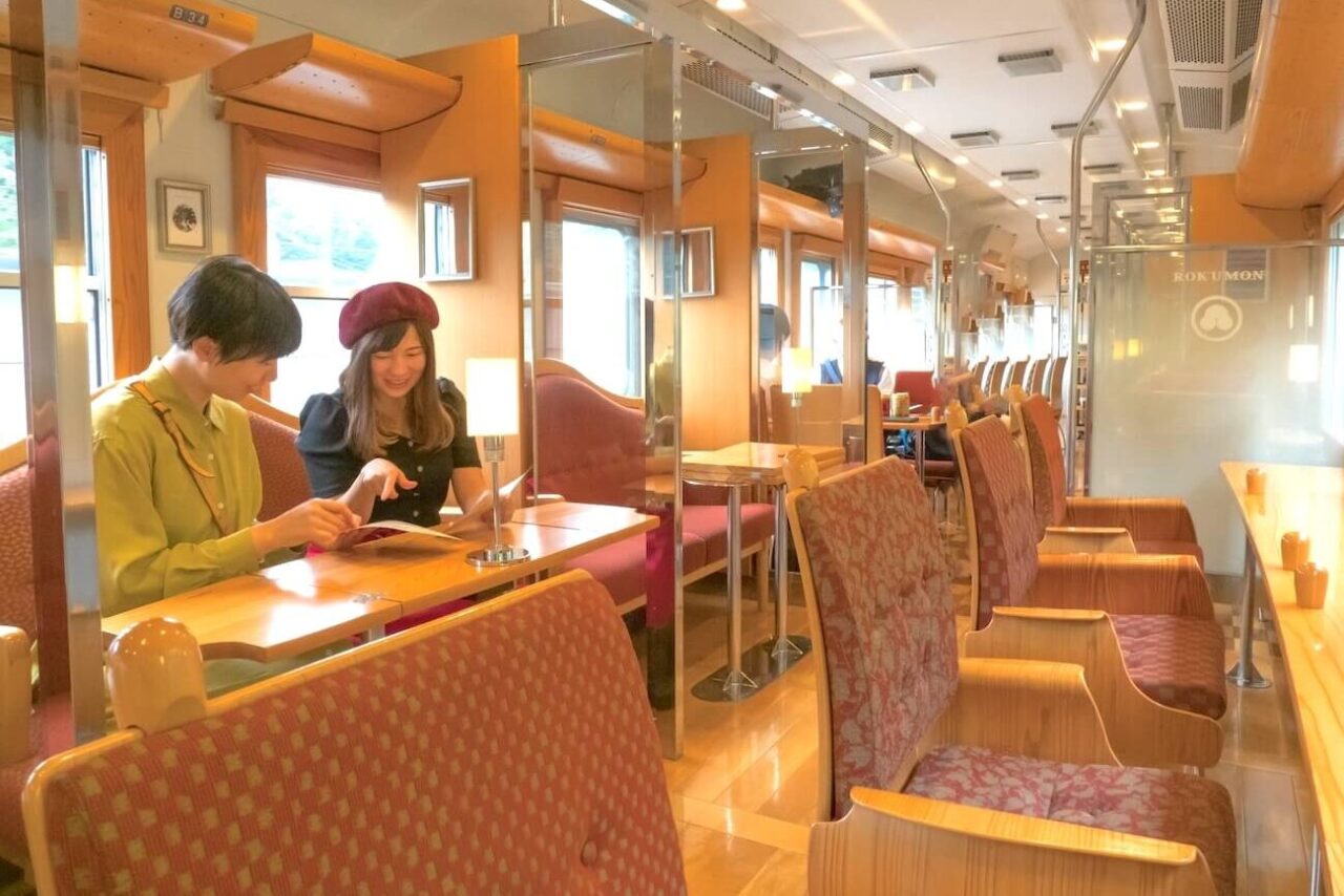 観光列車「ろくもん」女子旅 (1)