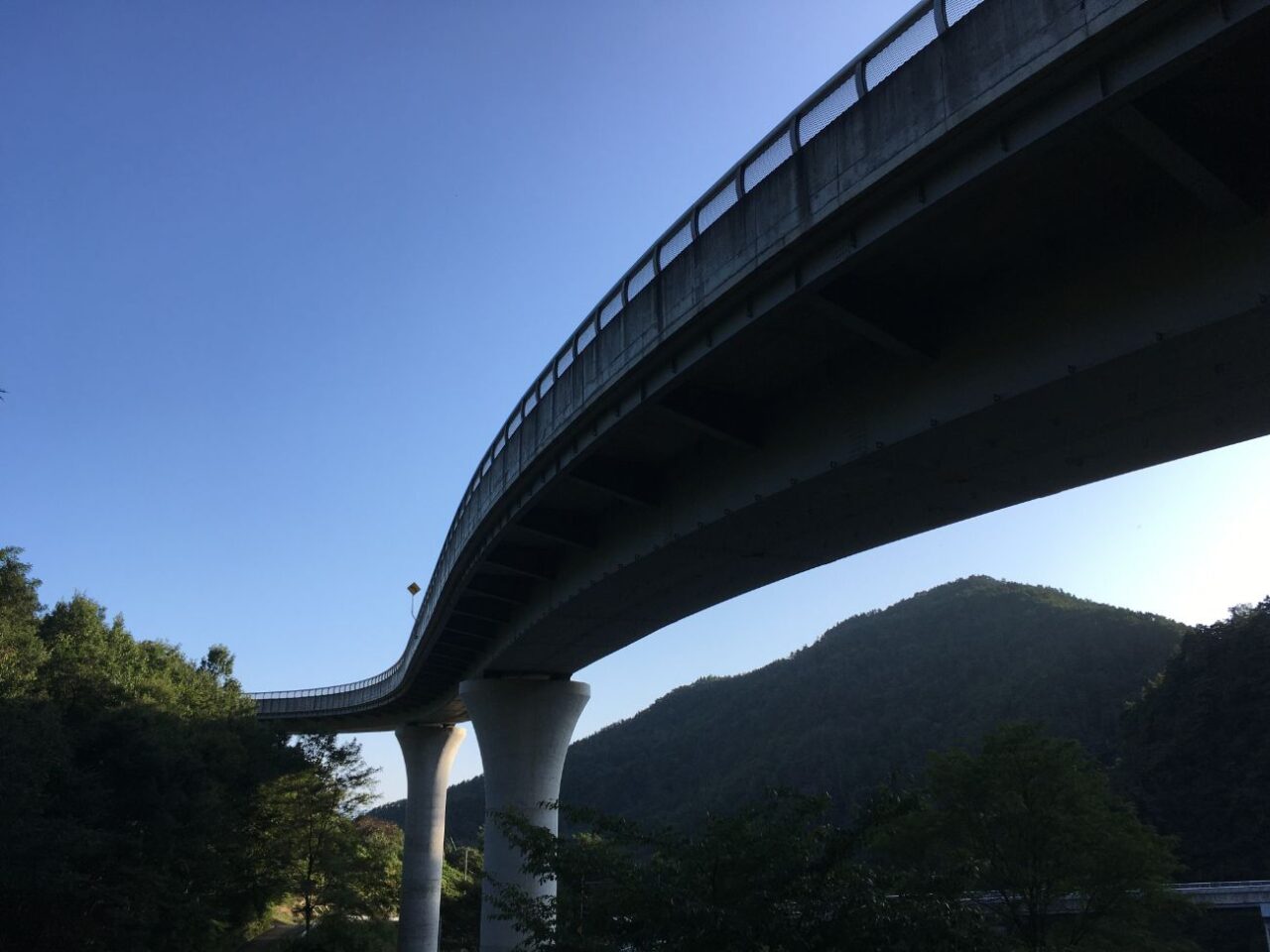 真光寺ループ橋と浅川ダム｜長野市