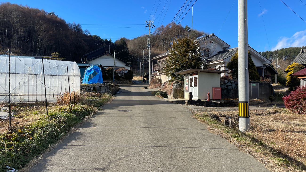 立科町のスキマ古道「大内道」を歩く