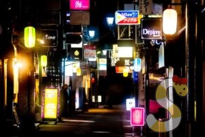 上田のスキマな夜♡ノスタルジックな歓楽街・袋町で「スナック」巡りを楽しもう！