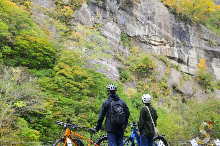 奥裾花渓谷〜奥裾花自然園｜鬼無里でサイクリング！秋の「奥裾花自然園」へ｜紅葉と里山グルメを楽しむ