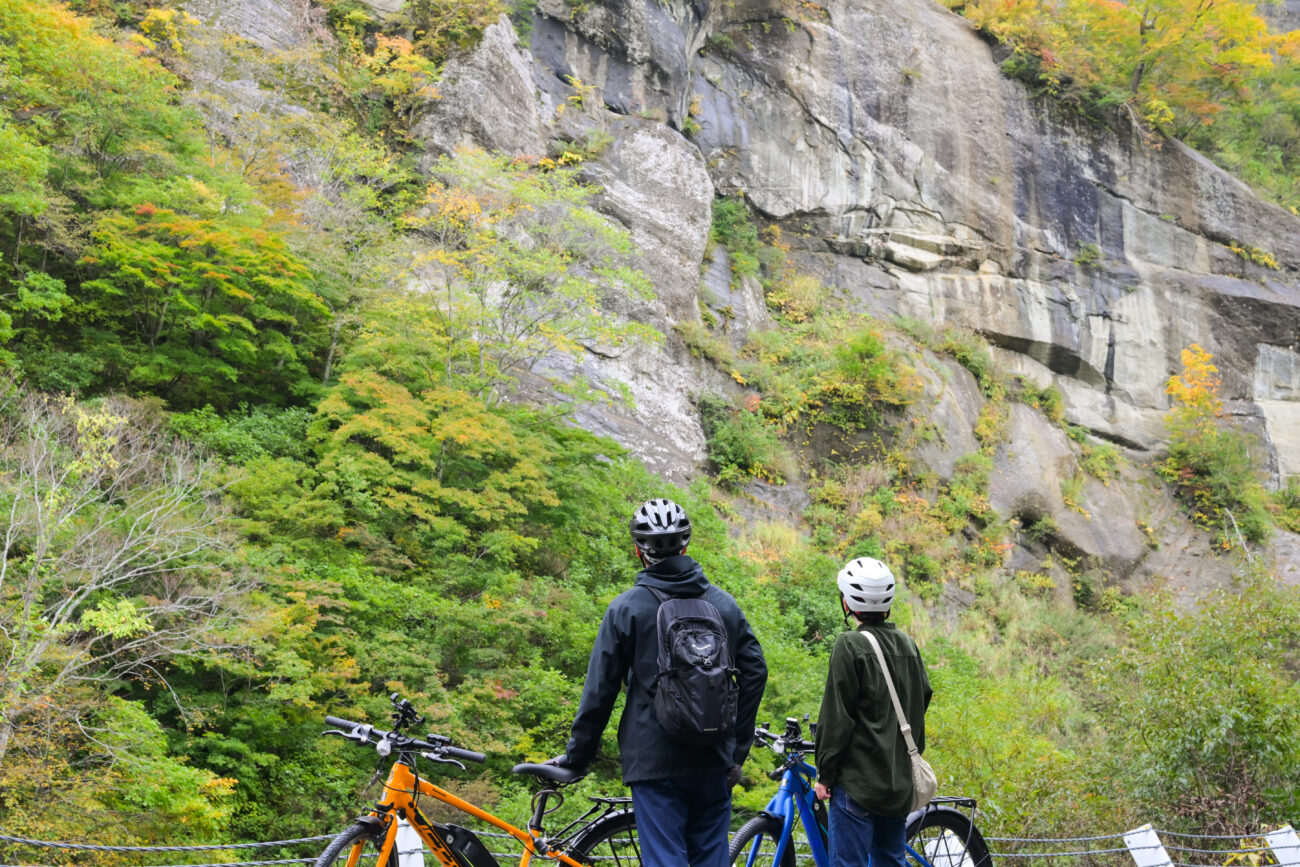 奥裾花渓谷〜奥裾花自然園|鬼無里でサイクリング!秋の「奥裾花自然園」へ|紅葉と里山グルメを楽しむ