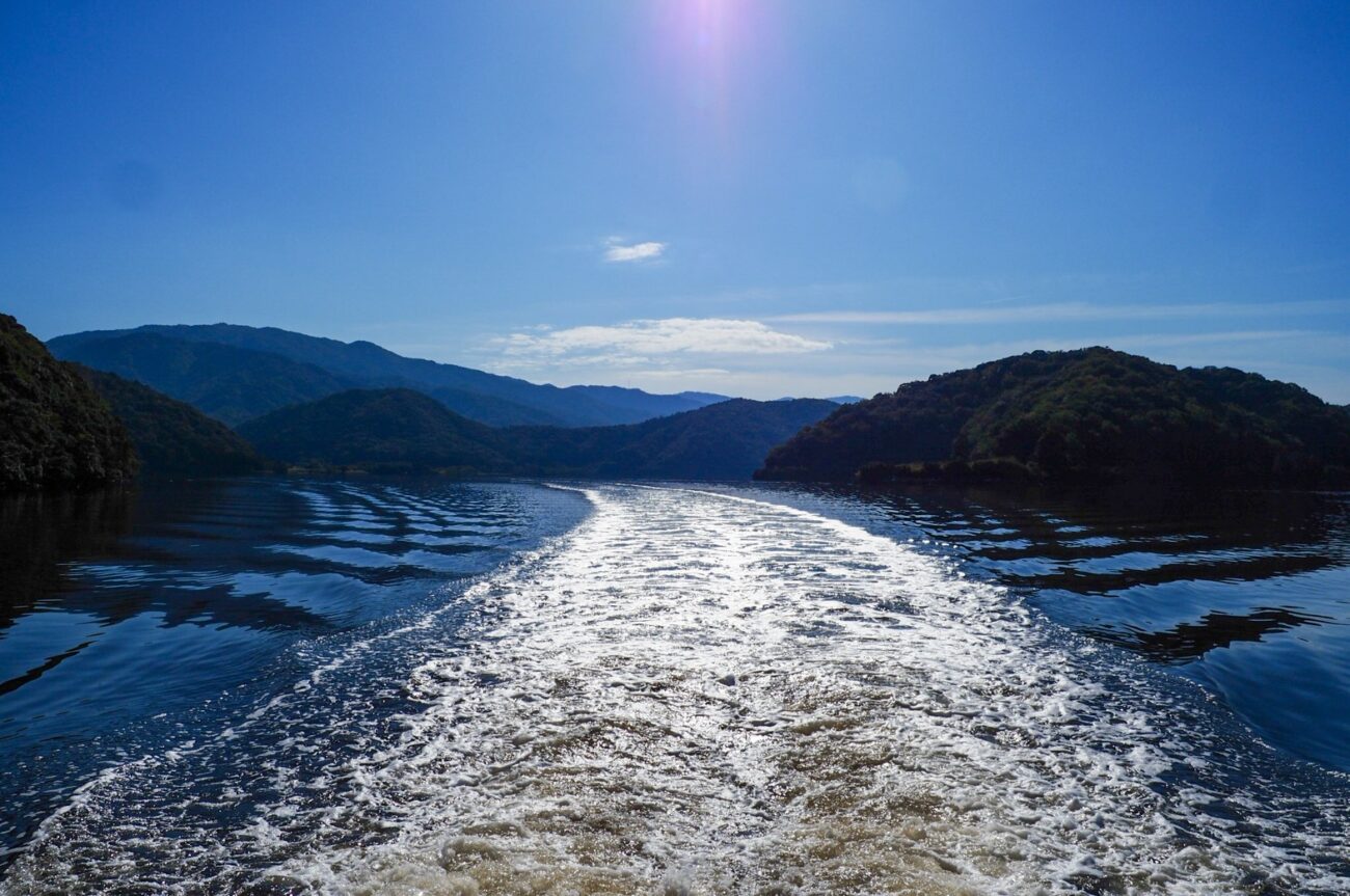 遊覧船クルーズ|福井県「三方五湖」周辺観光モデルコース|北陸新幹線で行く絶景と体験の1日旅